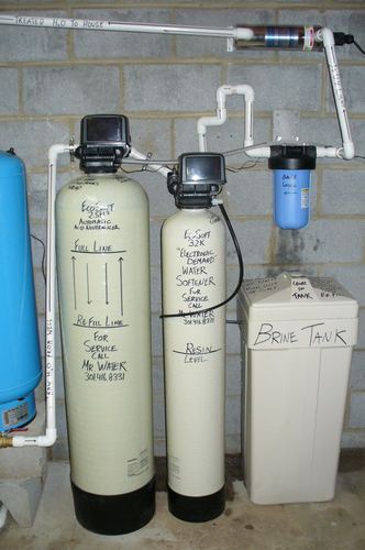 EcoSoft acid neutralizer, water softener, and brine tank installed together