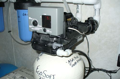 EcoSoft acid neutralizer control valve with a digital flow display